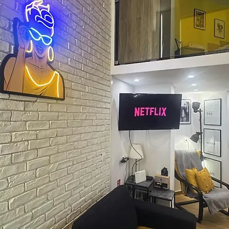 Yellow Skg Loft