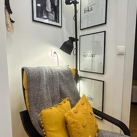 Yellow Skg Loft Apartman *