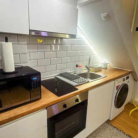 Yellow Skg Loft Apartman