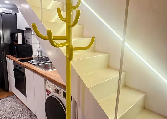 דירה Yellow Skg Loft סלוניקי