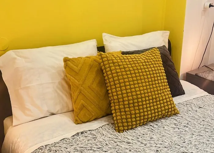 דירה Yellow Skg Loft סלוניקי