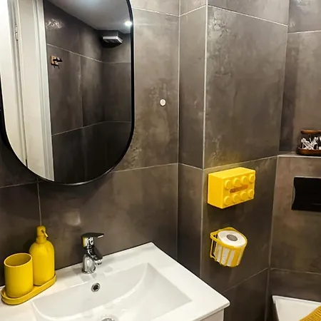 Yellow Skg Loft * Thessaloníki