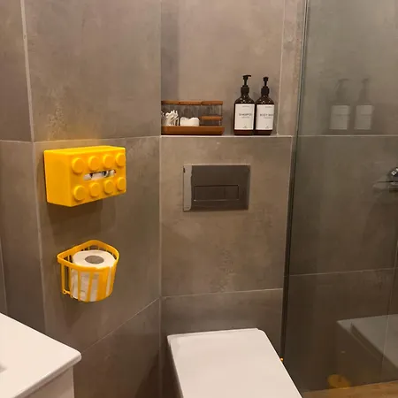 Yellow Skg Loft * سالونيك